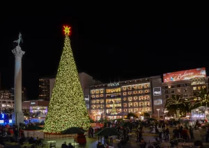 Union Square in San Francisco decorated for the holidays during an open-top Jeep festive lights tour